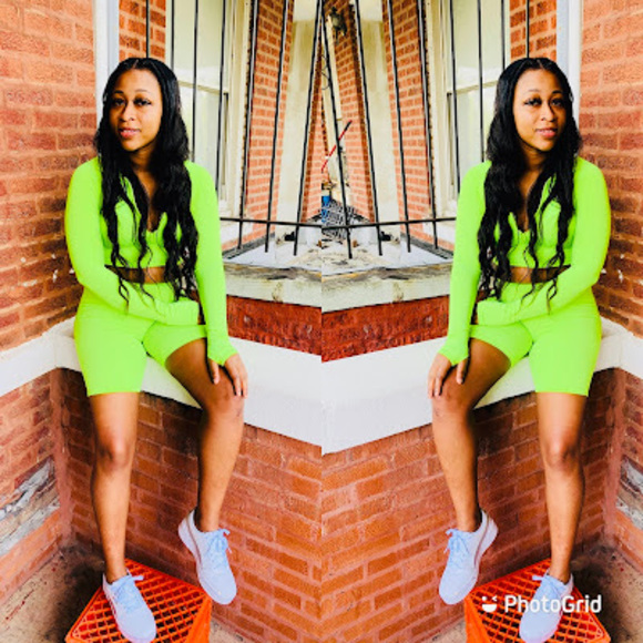 Meet your Posher, Latoya - Picture 1 of 1